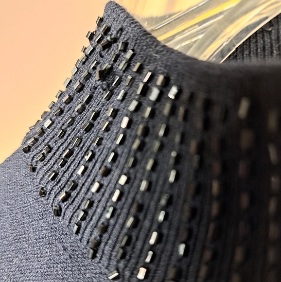 VTG John Roberts beaded sleeveless mock neck sweater, size 12, Silk blend - Picture 8 of 10